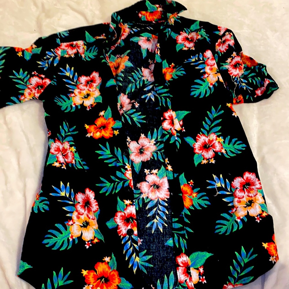 Floral button up